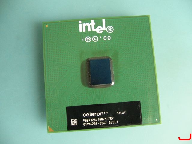 CELERON 900 SL5LX M 